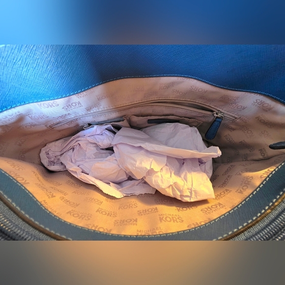 Michael Kors Elegant Blue Tote - Picture 9 of 10